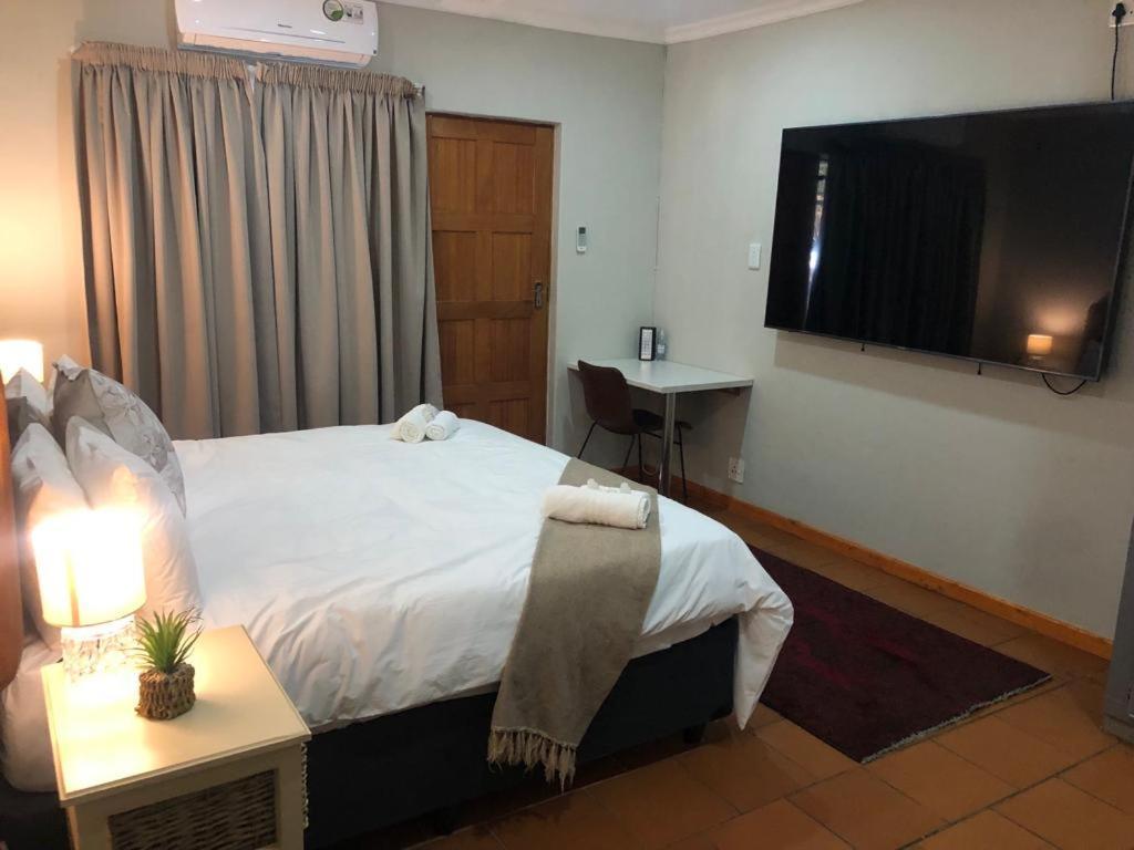 Beesdam Guesthouse Potchefstroom Exteriér fotografie